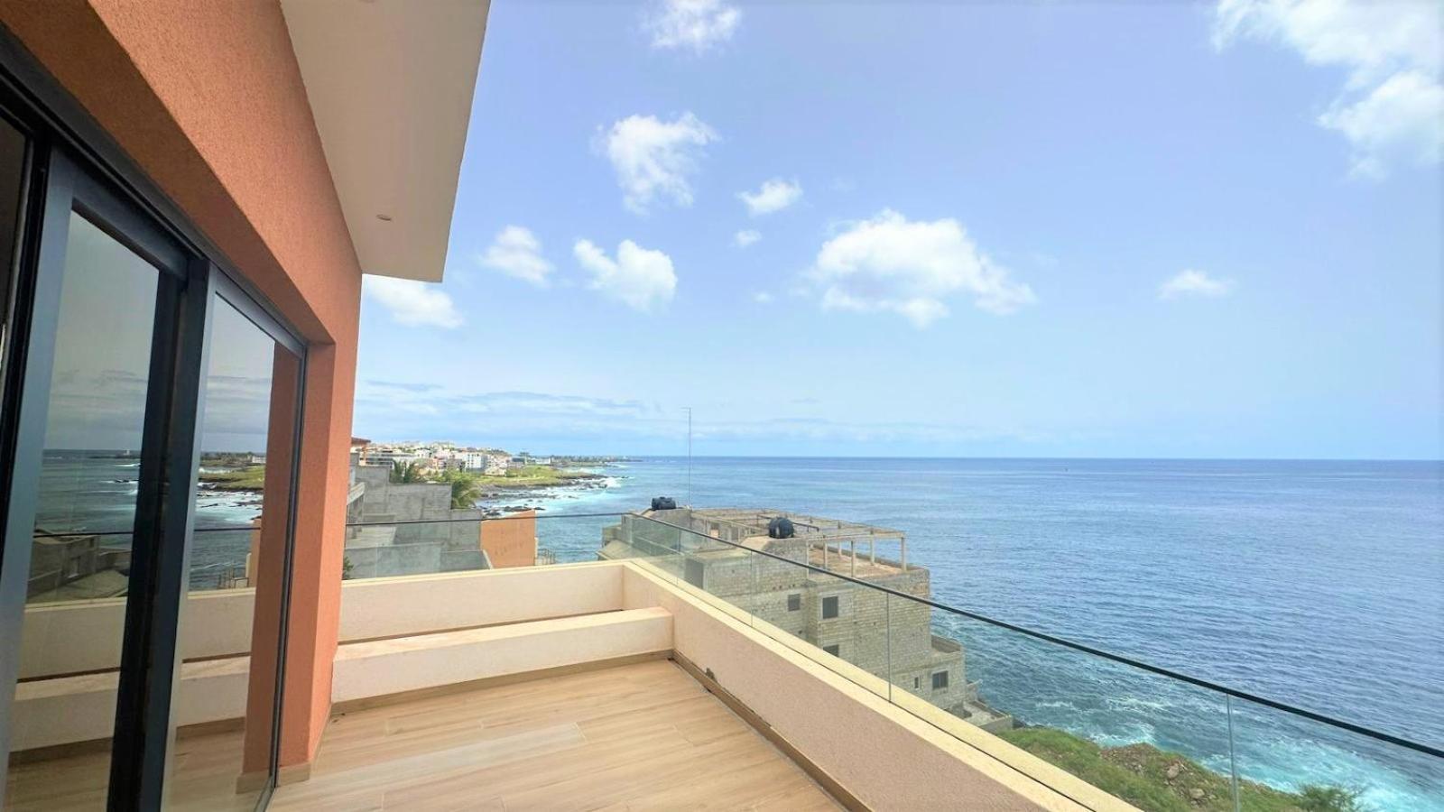 Ocean Mirror Apartment Прайя Экстерьер фото